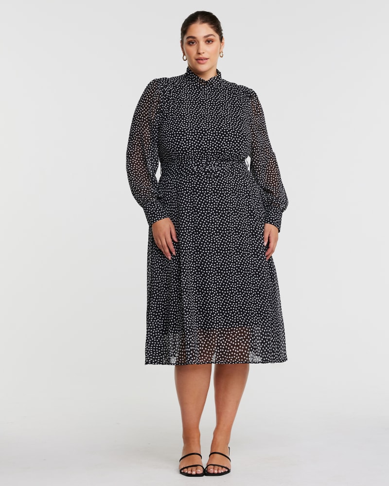 Back of a model wearing a size 16W Diana Spot Dress in BLACK/MILK by Estelle. | dia_product_style_image_id:323883